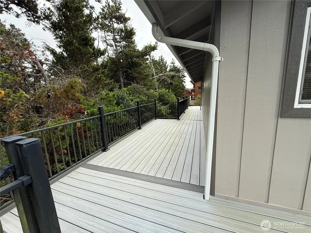 30110 J PLACE Ocean Park, WA 98640