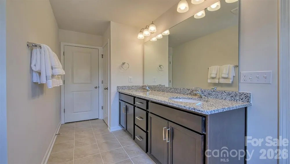 54 Creekview Road Hendersonville, NC 28792
