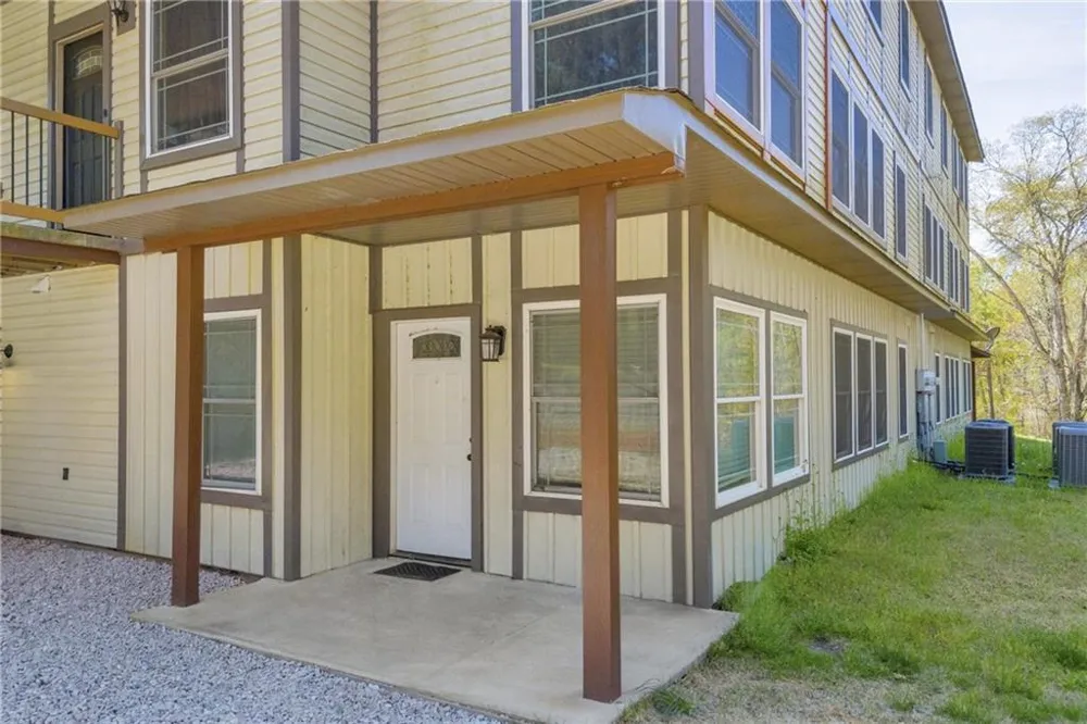 36 Spring Creek Court Canon, GA 30520