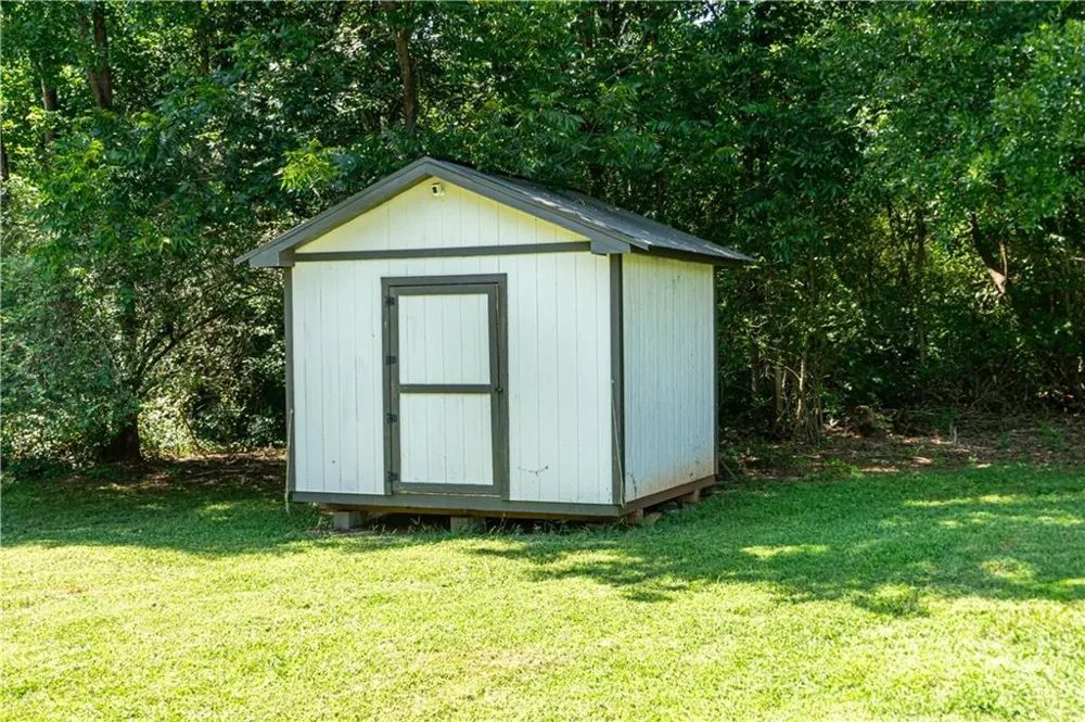 224 Doster Avenue Monroe, GA 30656