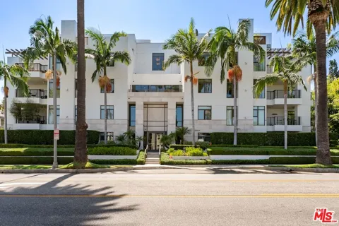 447 Doheny Drive