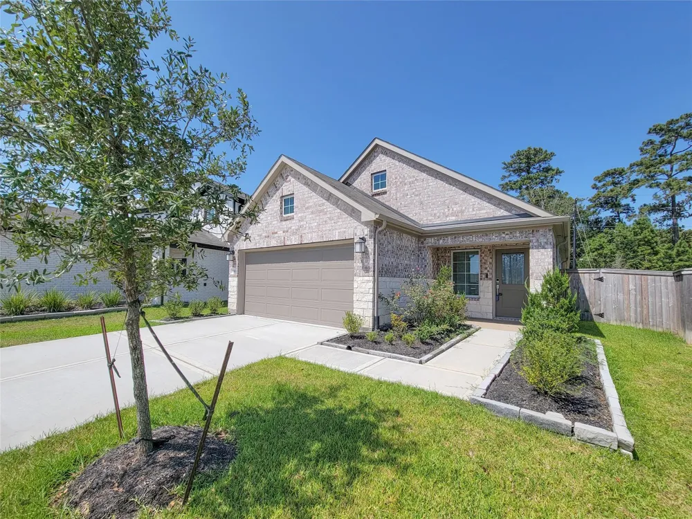 1706 Serenity Moon Drive Crosby, TX 77532
