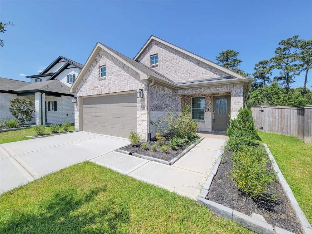 1706 Serenity Moon Drive Crosby, TX 77532