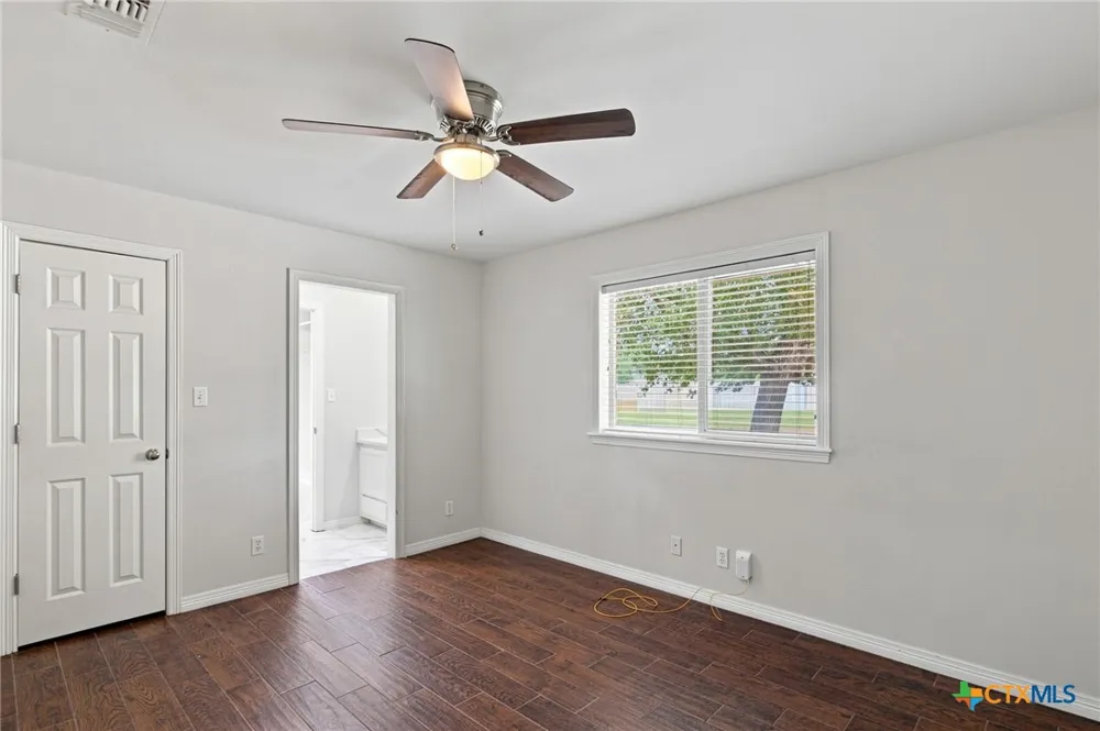 202 Ridge View Victoria, TX 77904