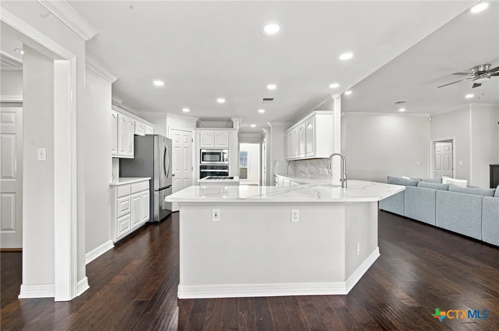 202 Ridge View Victoria, TX 77904