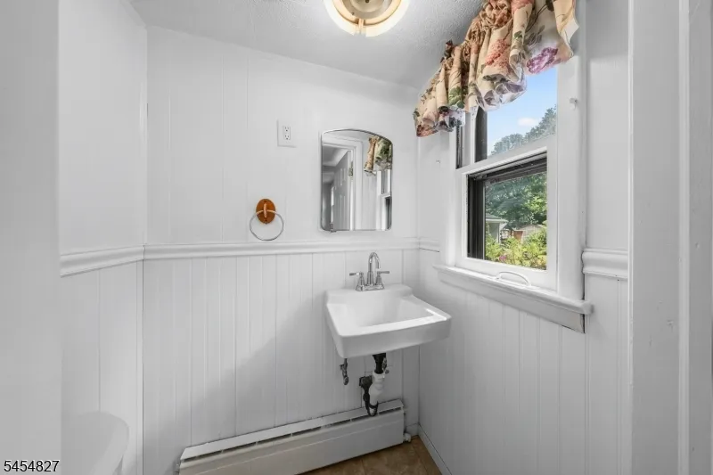 1871 W 4Th St Piscataway, NJ 08854