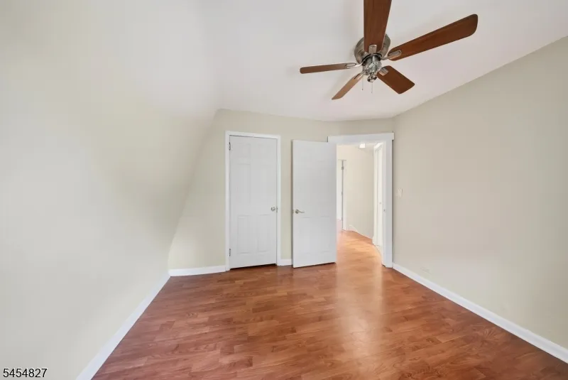1871 W 4Th St Piscataway, NJ 08854