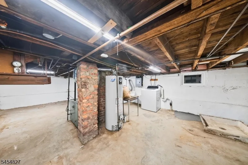 1871 W 4Th St Piscataway, NJ 08854
