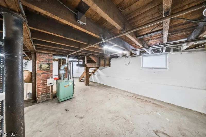 1871 W 4Th St Piscataway, NJ 08854