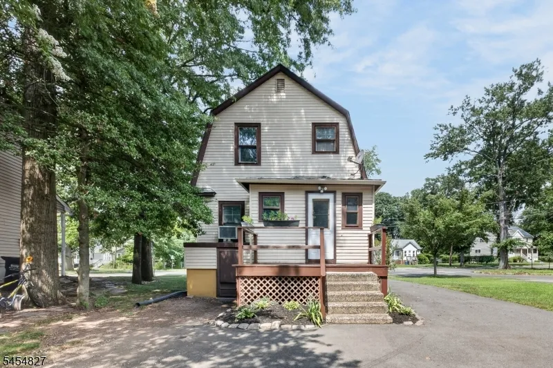 1871 W 4Th St Piscataway, NJ 08854
