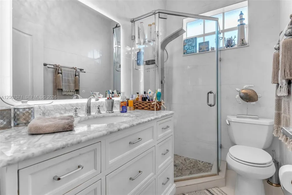 12382 SW 213th Ter Miami, FL 33177
