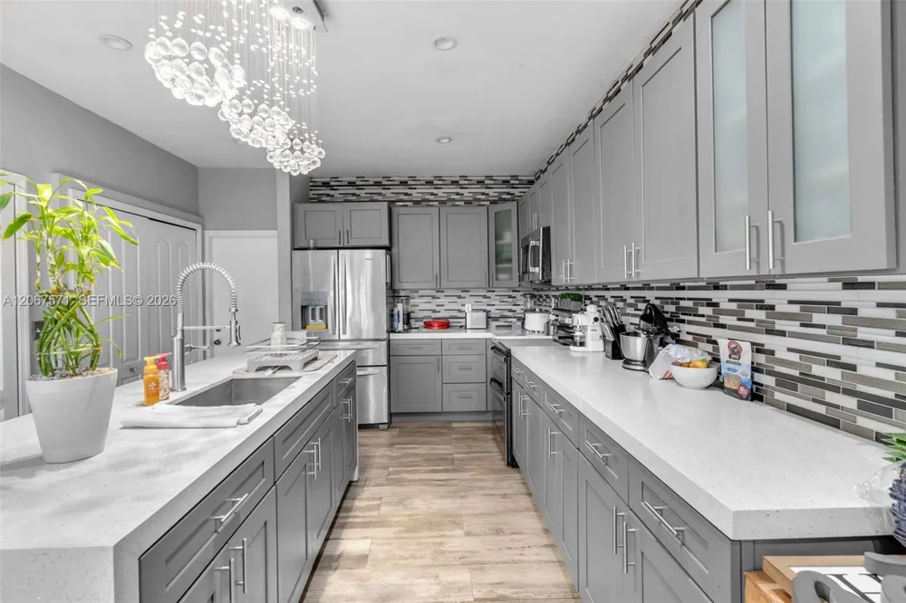 12382 SW 213th Ter Miami, FL 33177
