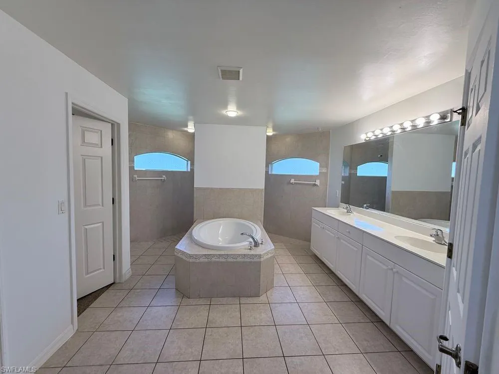 504 E 13th Street Lehigh Acres, FL 33972
