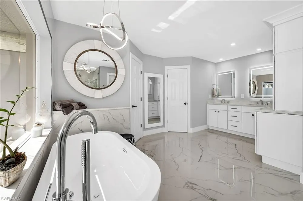 1276 Treasure Court Marco Island, FL 34145