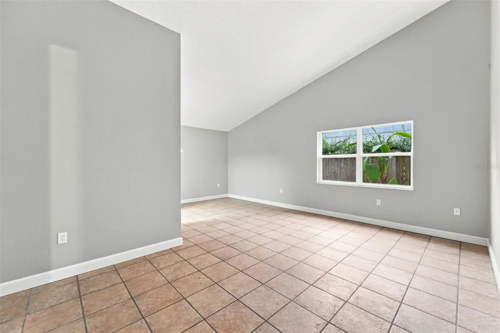 629 LA SALLE DRIVE Altamonte Springs, FL 32714