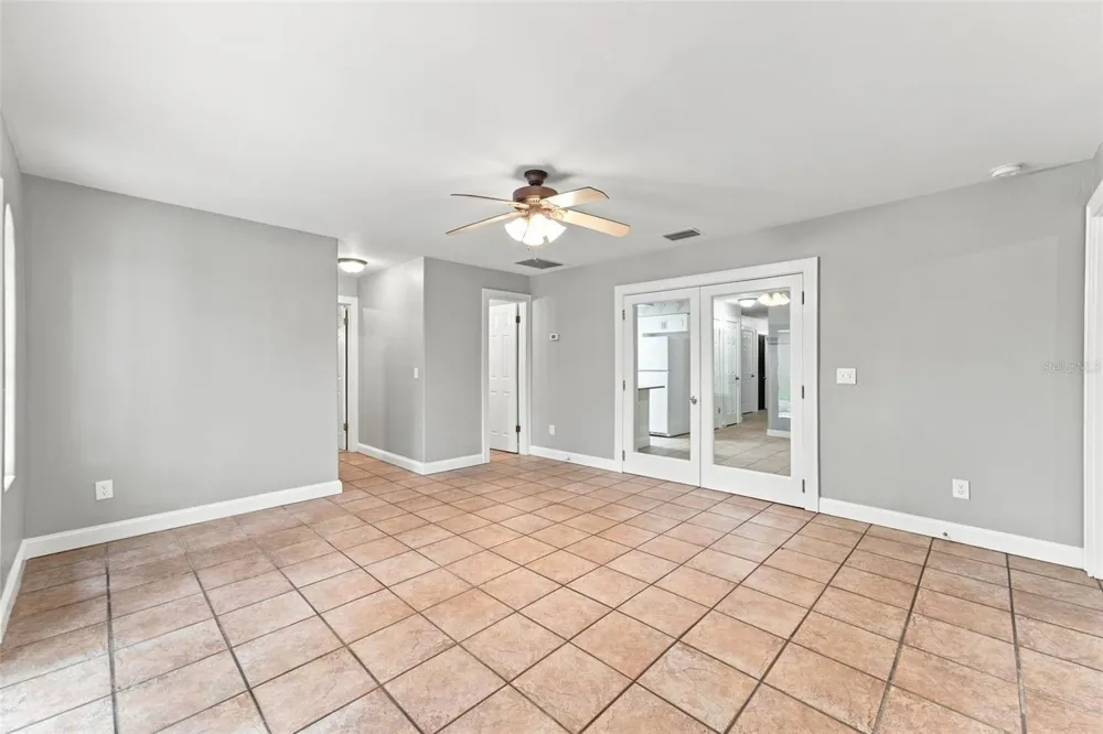 629 LA SALLE DRIVE Altamonte Springs, FL 32714