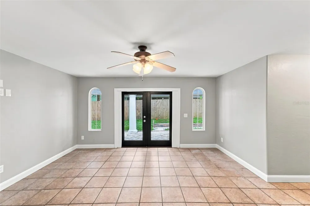 629 LA SALLE DRIVE Altamonte Springs, FL 32714