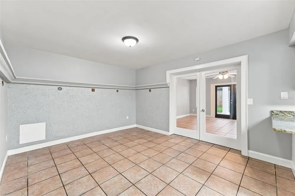 629 LA SALLE DRIVE Altamonte Springs, FL 32714
