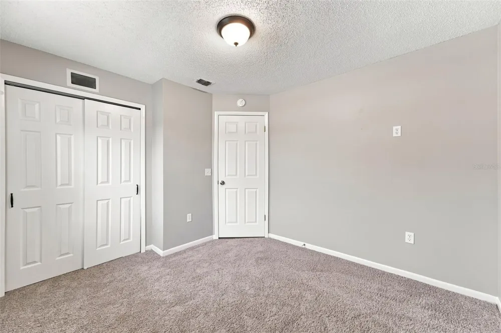 629 LA SALLE DRIVE Altamonte Springs, FL 32714