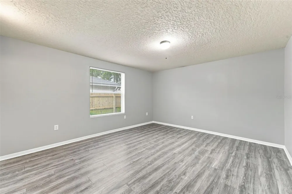 629 LA SALLE DRIVE Altamonte Springs, FL 32714