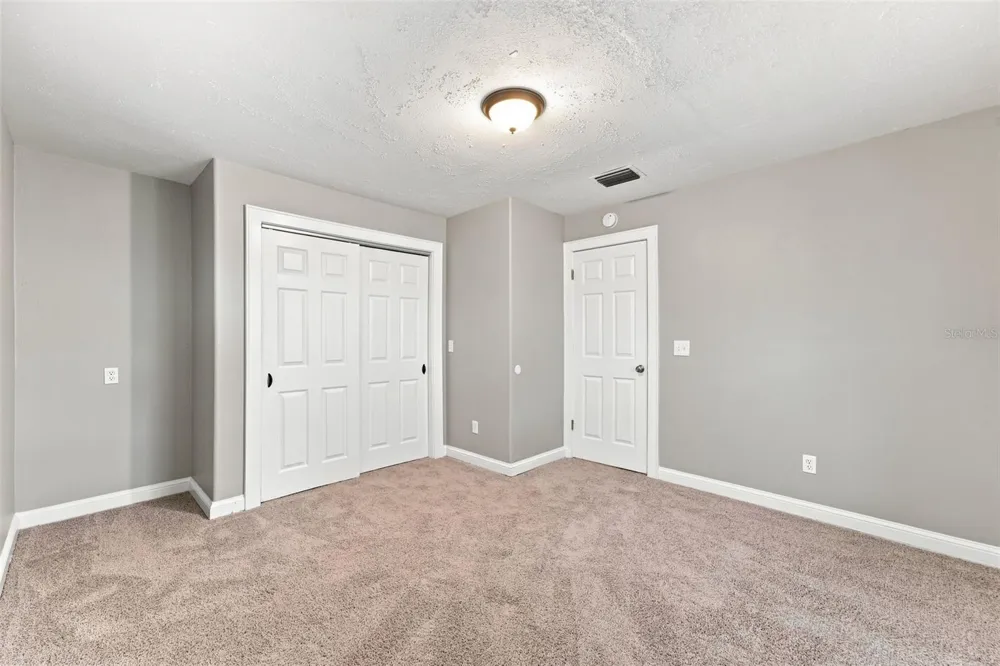 629 LA SALLE DRIVE Altamonte Springs, FL 32714