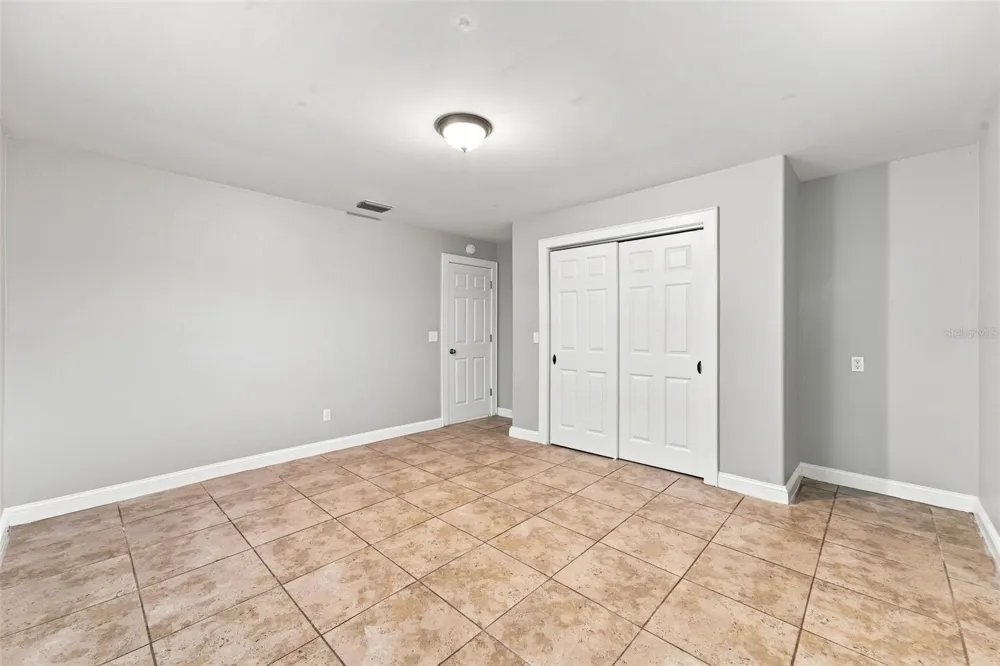 629 LA SALLE DRIVE Altamonte Springs, FL 32714