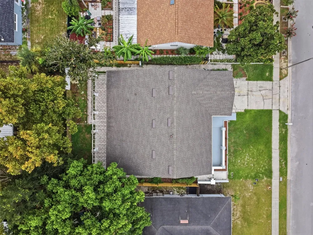 629 LA SALLE DRIVE Altamonte Springs, FL 32714