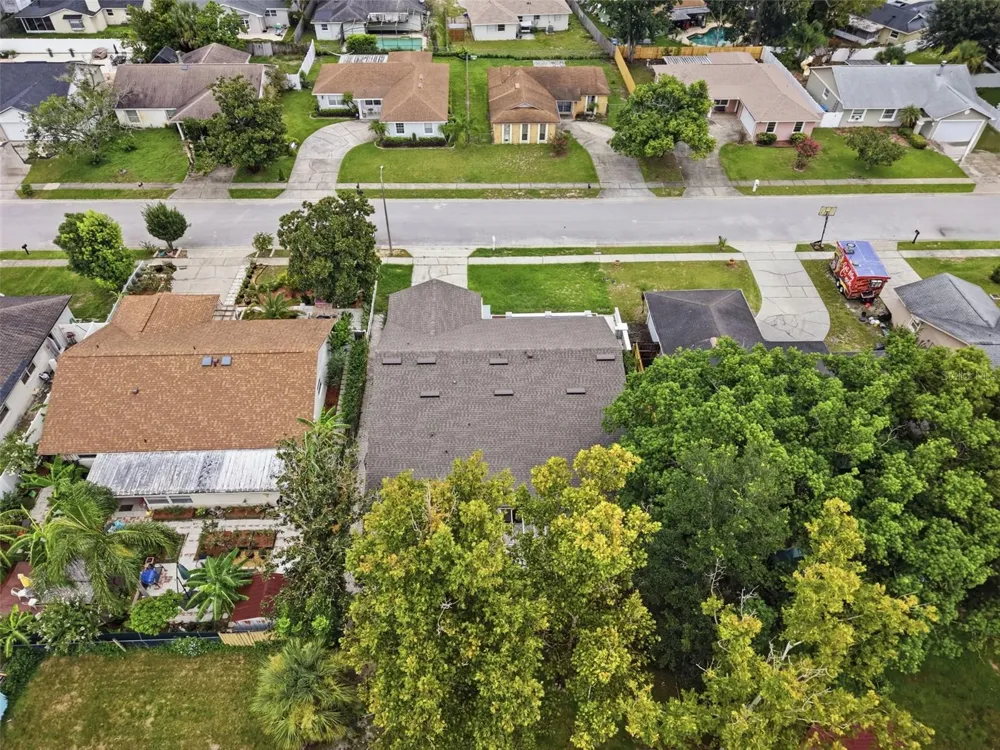 629 LA SALLE DRIVE Altamonte Springs, FL 32714