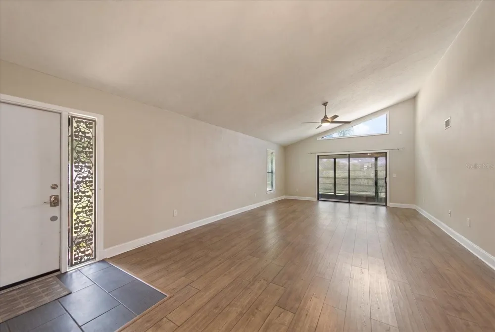 5400 34TH STREET W #15D Bradenton, FL 34210