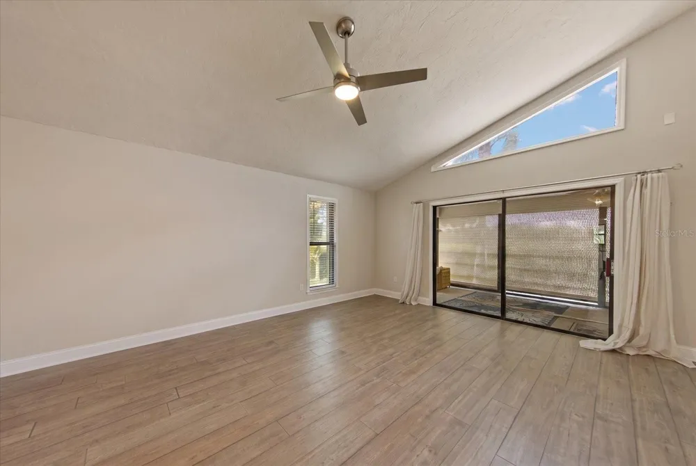 5400 34TH STREET W #15D Bradenton, FL 34210