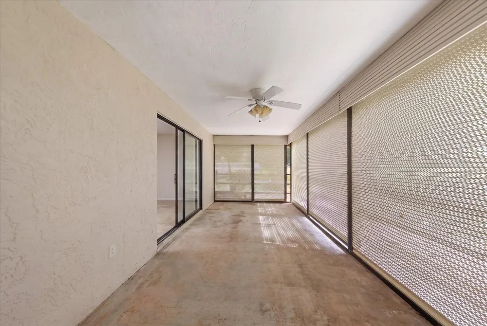5400 34TH STREET W #15D Bradenton, FL 34210