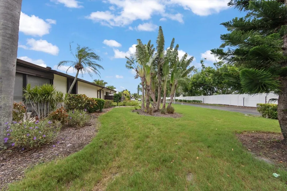 5400 34TH STREET W #15D Bradenton, FL 34210