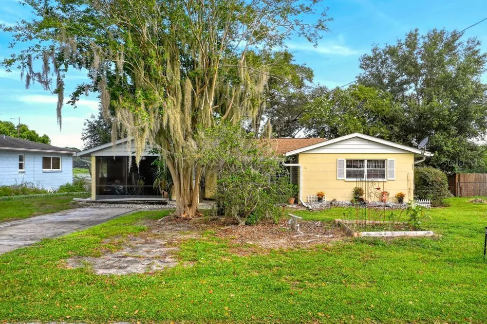 37401 TURNER DRIVE Umatilla, FL 32784