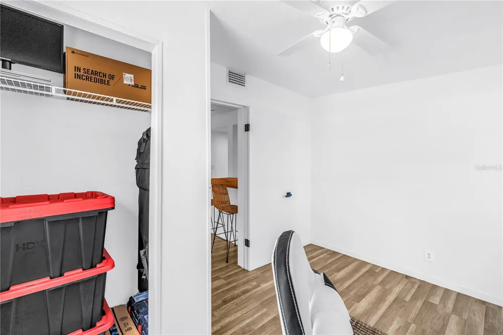 1537 39TH STREET S St Petersburg, FL 33711