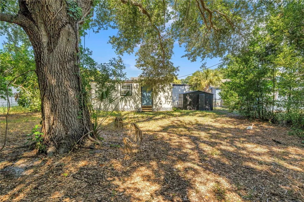 1537 39TH STREET S St Petersburg, FL 33711