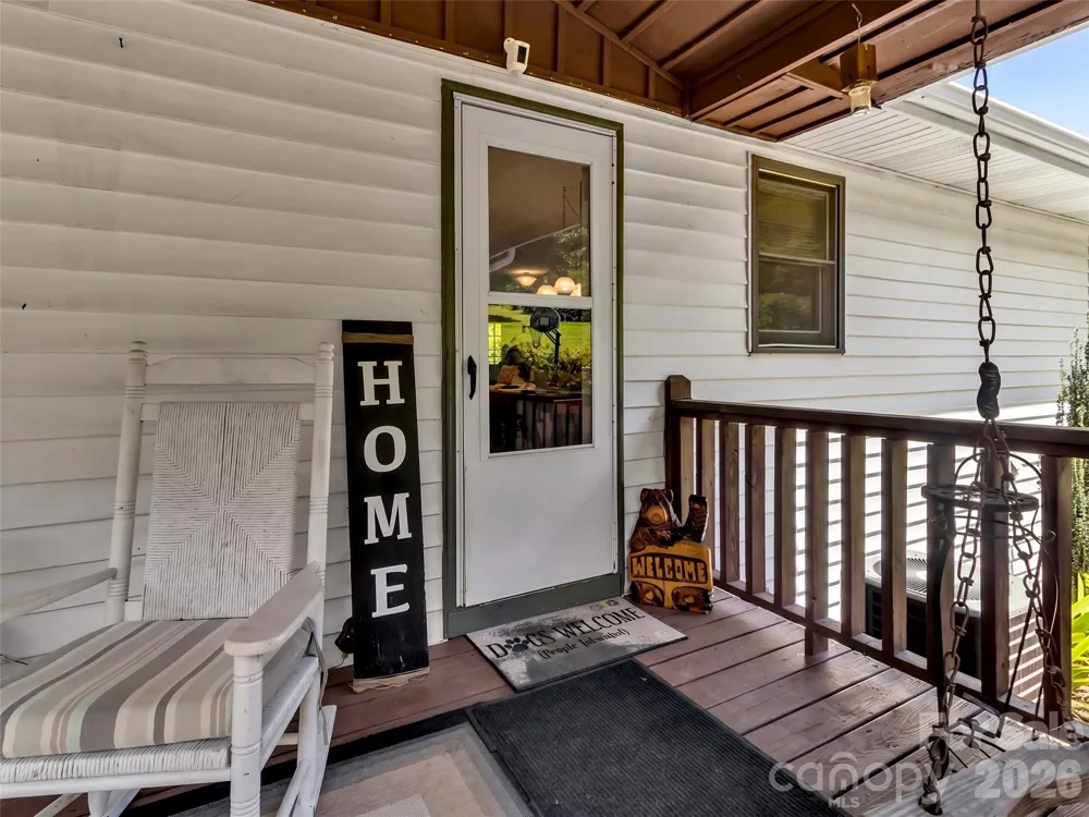 555 Acres View Drive Waynesville, NC 28786