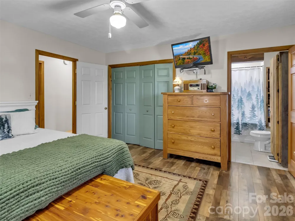 555 Acres View Drive Waynesville, NC 28786