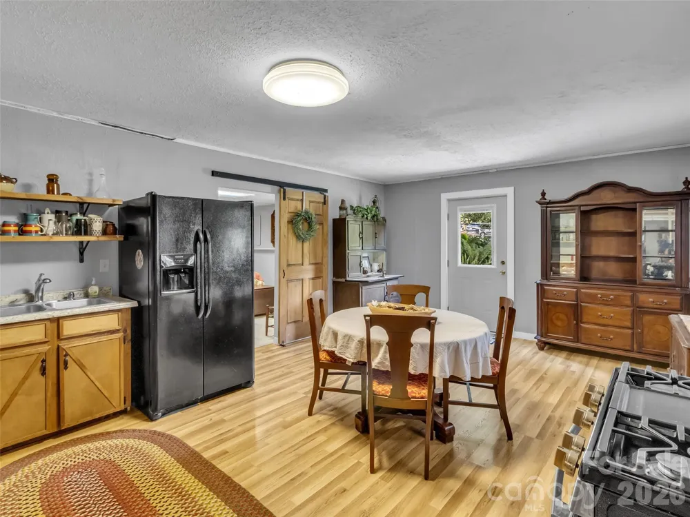 555 Acres View Drive Waynesville, NC 28786