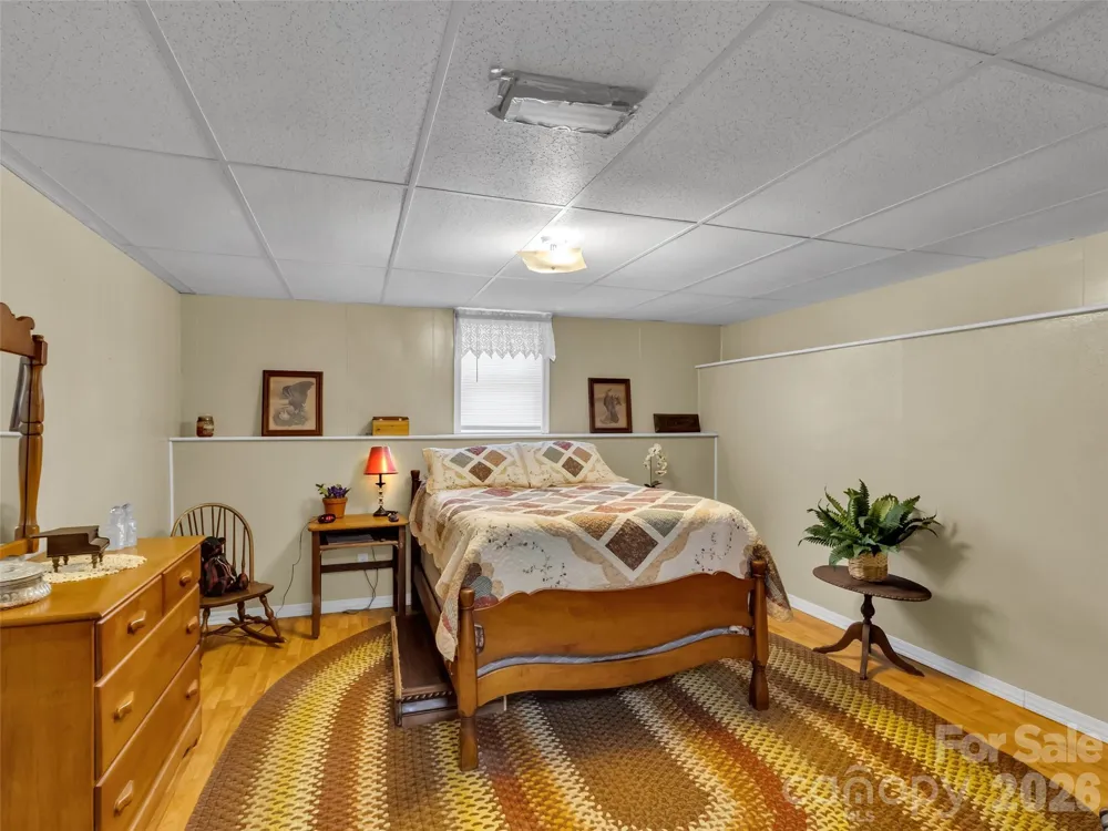 555 Acres View Drive Waynesville, NC 28786
