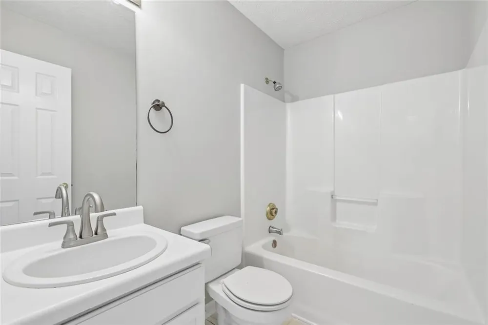 2375 Ashton Drive Roswell, GA 30076
