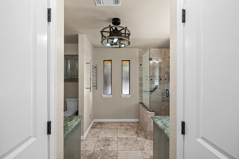 2325 River Road Granbury, TX 76048