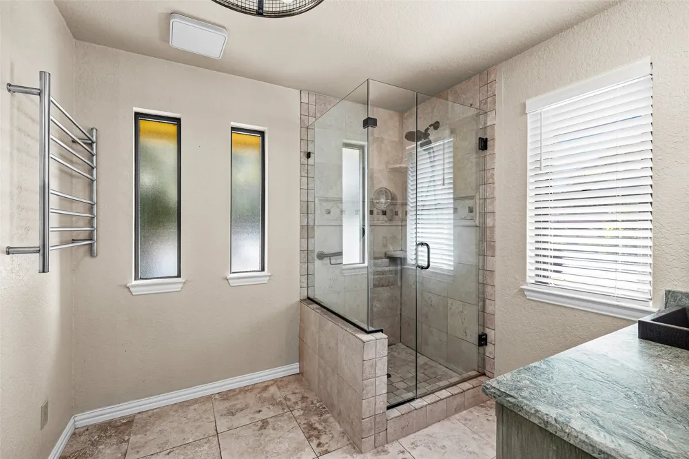 2325 River Road Granbury, TX 76048