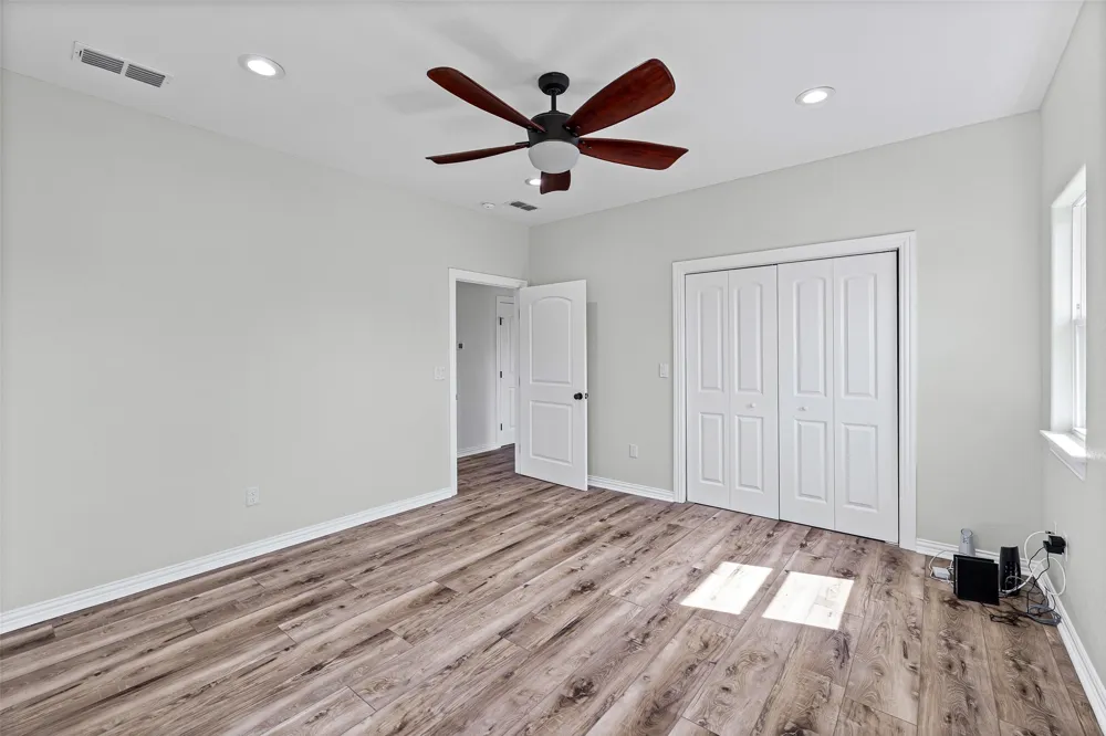 2325 River Road Granbury, TX 76048