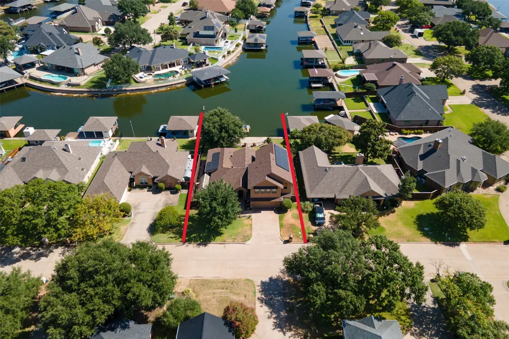 2325 River Road Granbury, TX 76048