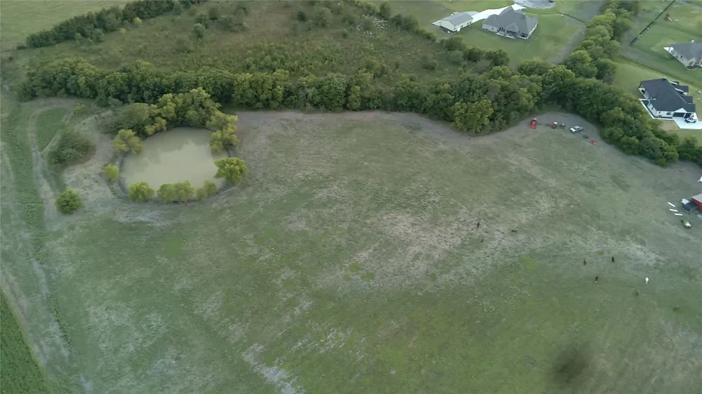 1170 Cameron Hill Drive Van Alstyne, TX 75495