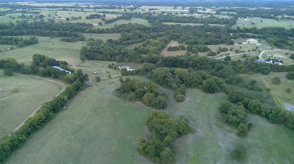 1170 Cameron Hill Drive Van Alstyne, TX 75495