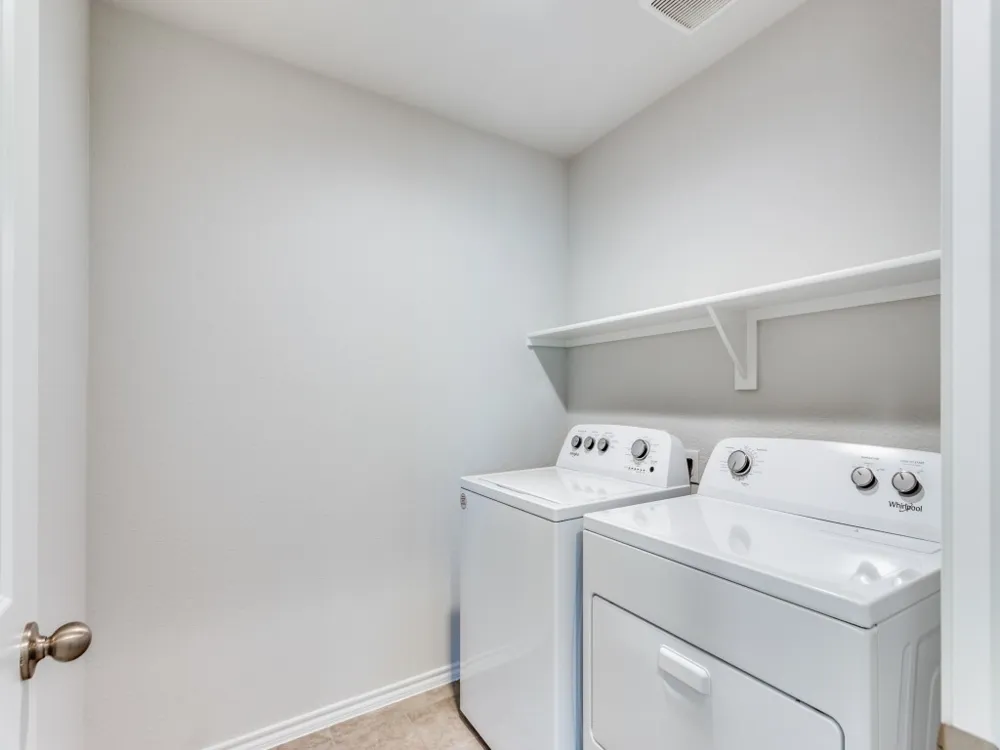 548 Bronze Circle W Springtown, TX 76082