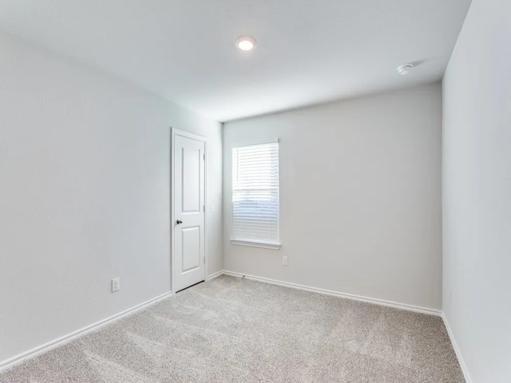548 Bronze Circle W Springtown, TX 76082