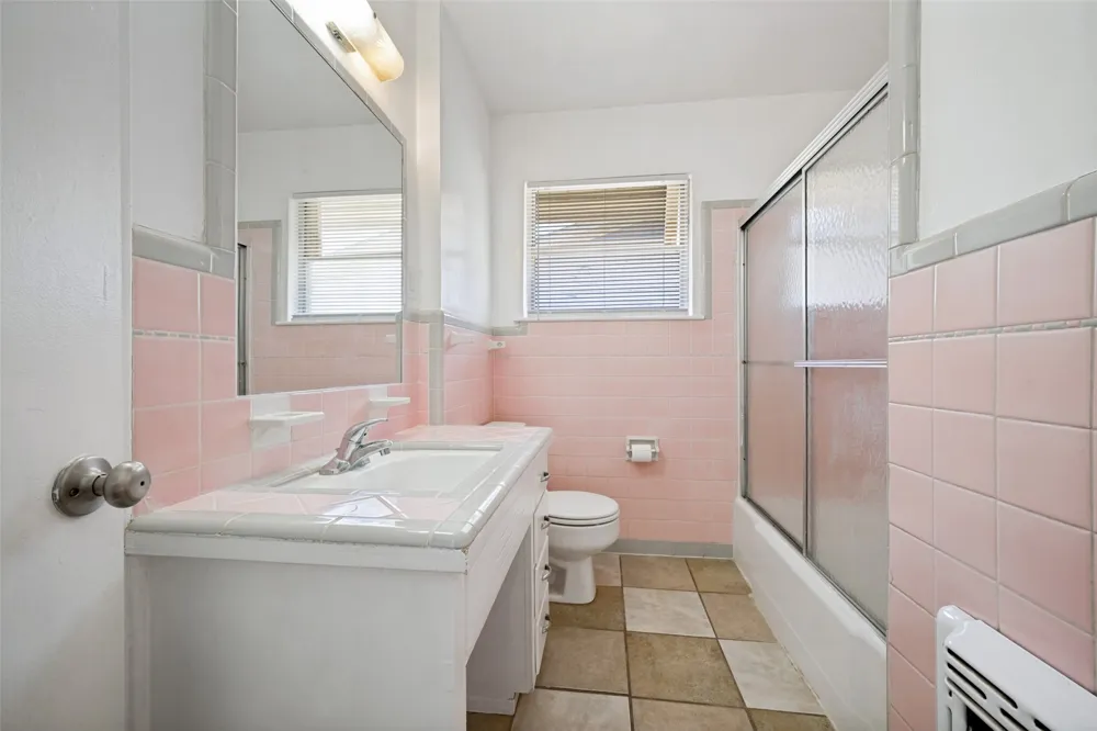 3214 Avon Street Denton, TX 76209