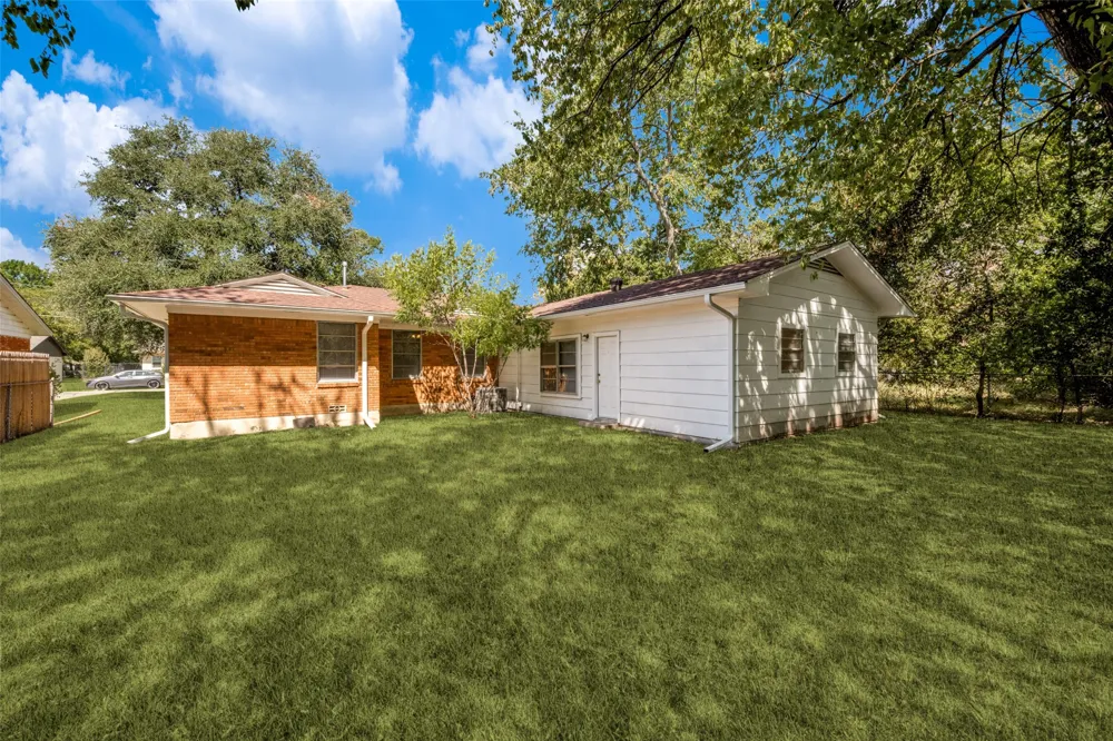 3214 Avon Street Denton, TX 76209